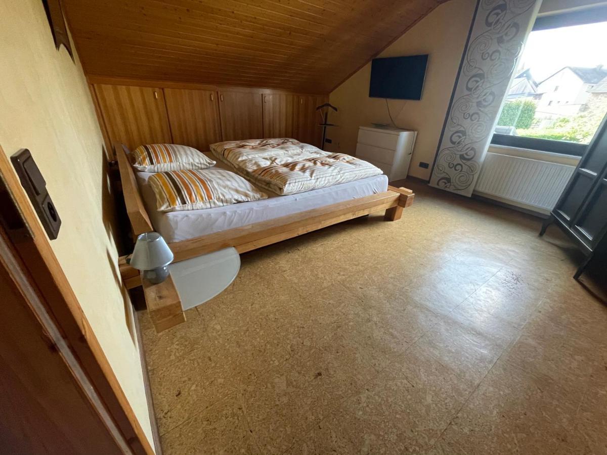 Ferienwohnung Zum Nuerburgring Munk Luaran gambar