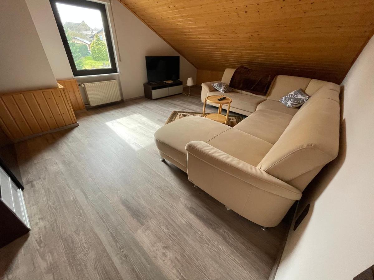 Ferienwohnung Zum Nuerburgring Munk Luaran gambar